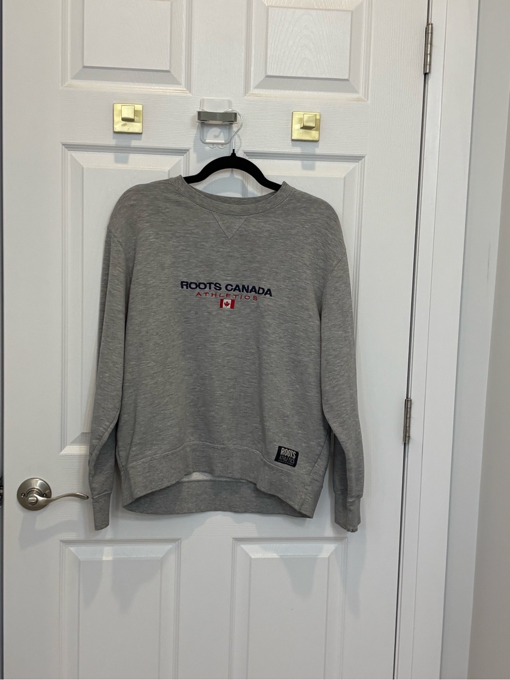 Vintage Roots Canada Gray Crewneck Sweatshirt #1563